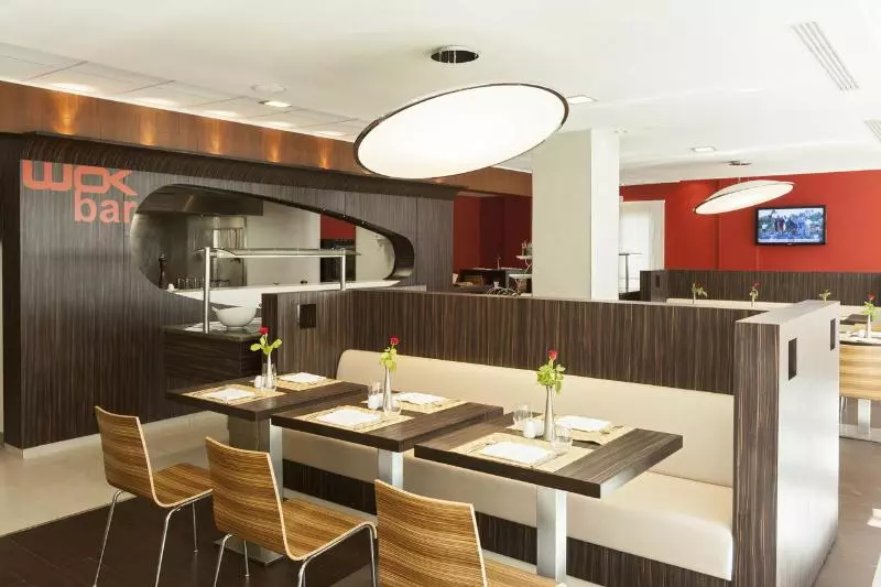 Fotos del hotel Ibis Tunis:  8