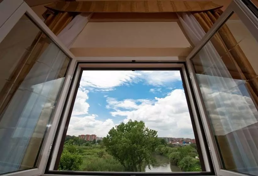 Fotos del hotel Roma Tiburtina Metro:  7