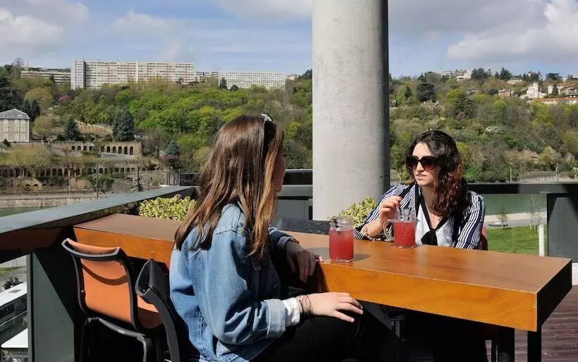 Fotos del hotel Novotel Lyon Confluence:  9