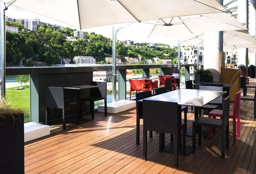 Fotos del hotel Novotel Lyon Confluence:  7