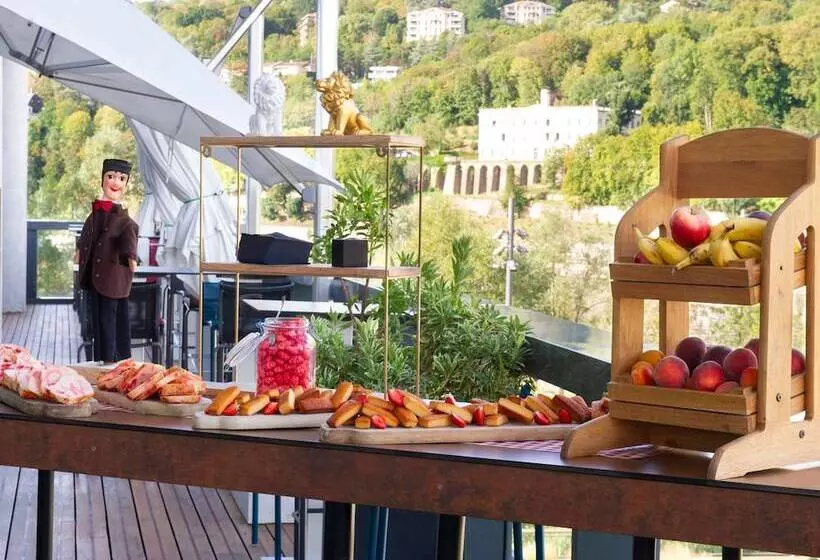 Fotos del hotel Novotel Lyon Confluence:  13