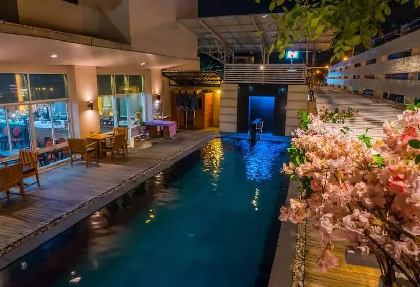 Fotos del hotel Atrium Boutique:  3