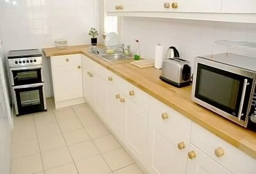 Fotos del hotel Beech Mount Grove Suites:  3