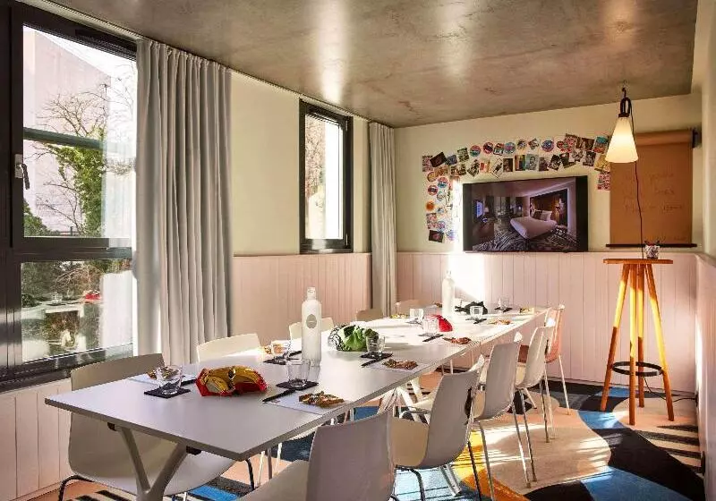 Fotos del hotel Mama Shelter Paris East:  21