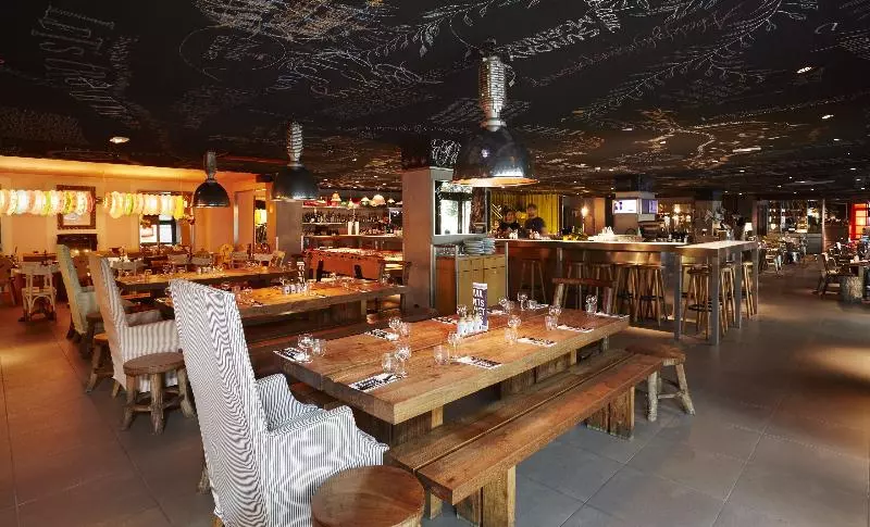 Fotos del hotel Mama Shelter Paris East:  23