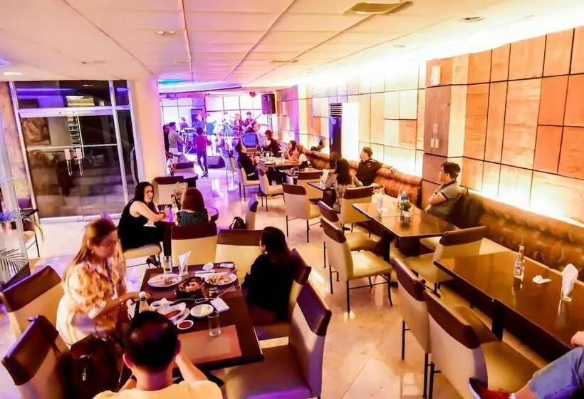 Fotos del hotel Rajah Park:  4