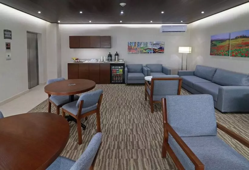 Fotos del hotel Staybridge Suites Queretaro, An Ihg:  12