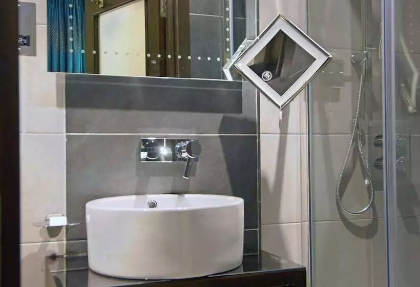 Fotos del hotel The Marble Arch Suites:  9