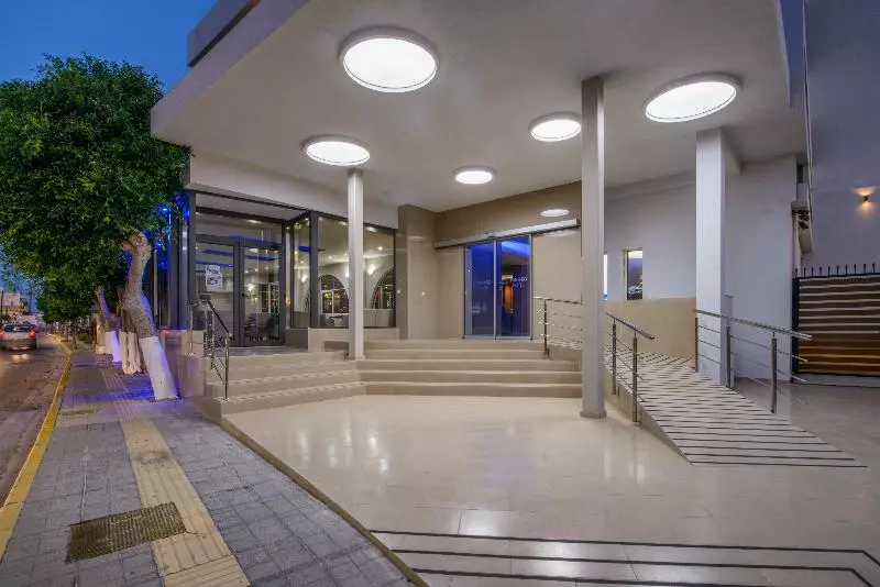 Fotos del hotel Vanisko Hotel ''by Checkin'':  3