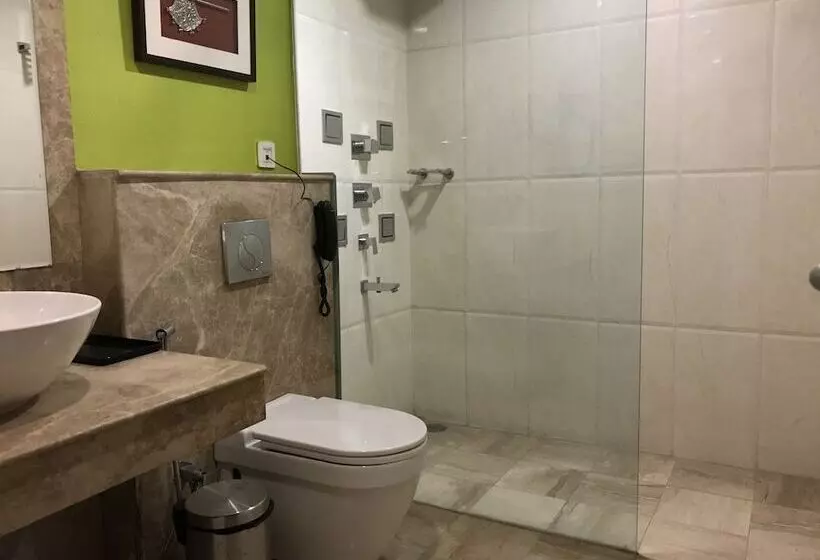 Fotos del hotel Levana:  9