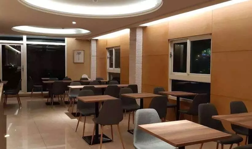 Fotos del hotel New California:  12