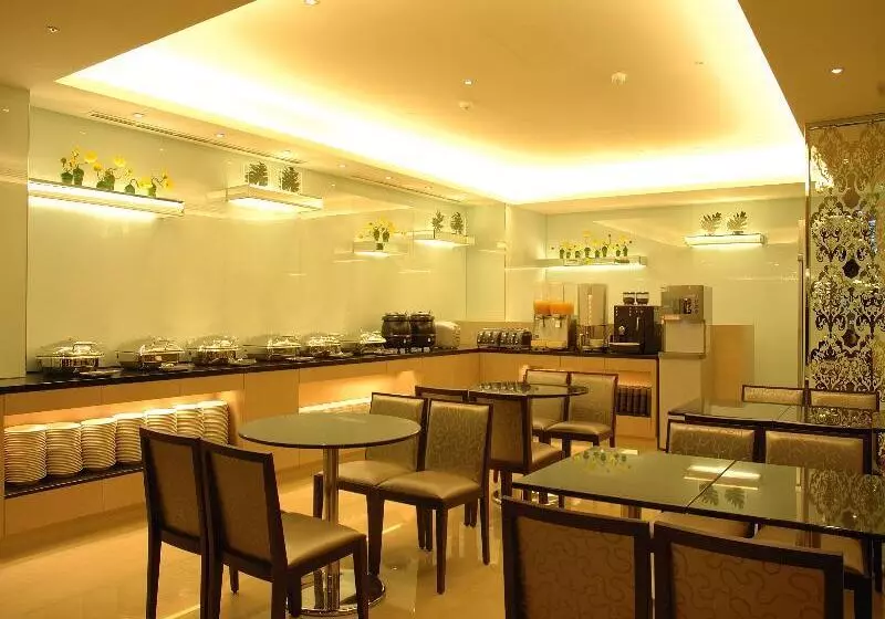 Fotos del hotel New Continental:  3