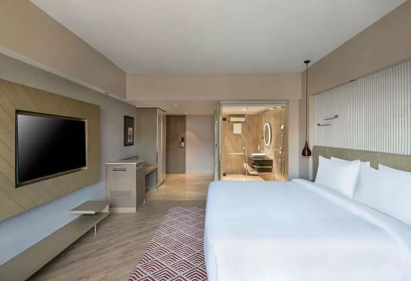 Fotos del hotel Country Inn & Suites By Radisson, Gurugram Sector 29:  16