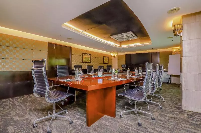 Fotos del hotel Country Inn & Suites By Radisson, Gurugram Sector 29:  5