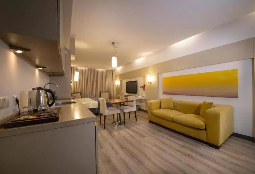 Fotos del hotel My:  25