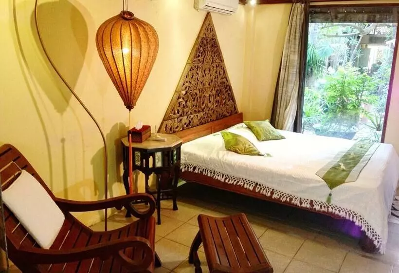 Ban Sabai Big Buddha Retreat & Spa