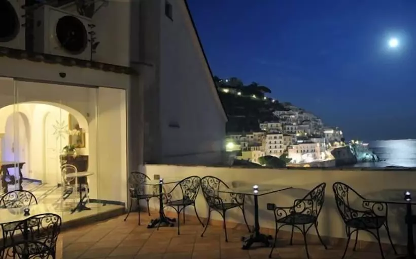 Fotos del hotel Croce Di Amalfi:  2