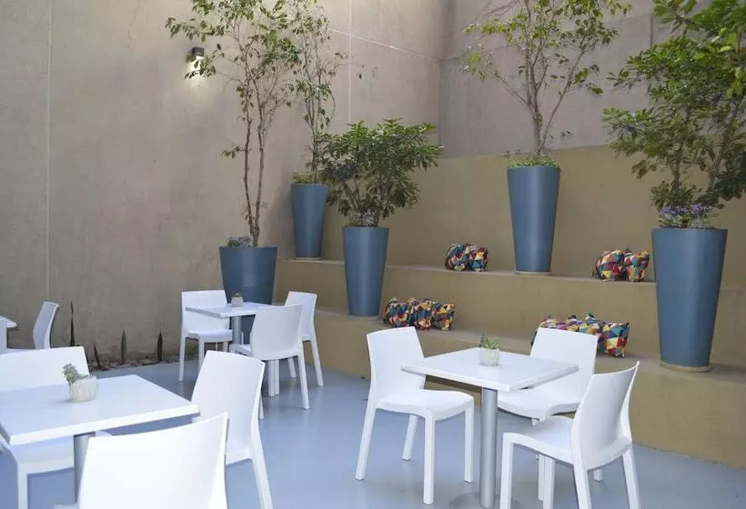 Fotos del hotel Howard Johnson Inn Palermo:  21