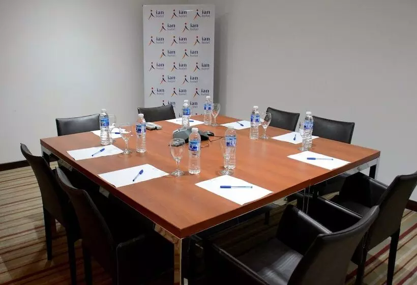 Fotos del hotel Howard Johnson Inn Palermo:  11