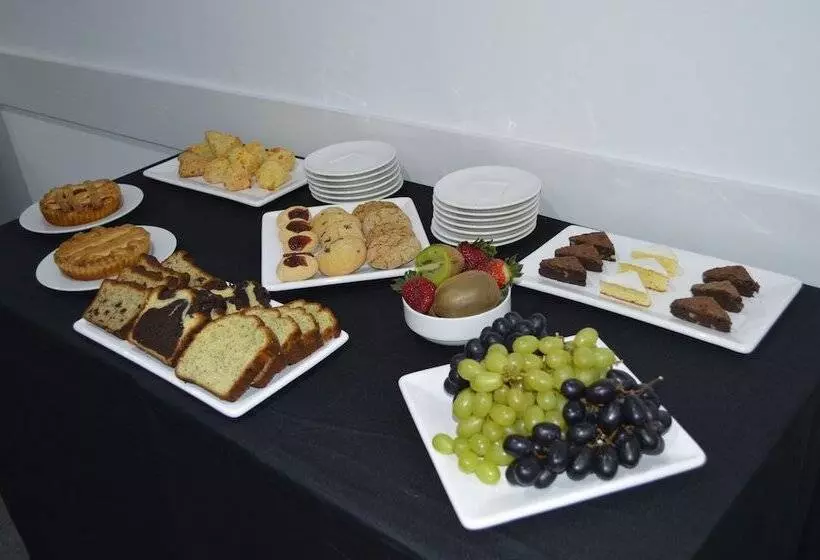 Fotos del hotel Howard Johnson Inn Palermo:  3