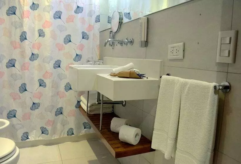 Fotos del hotel Howard Johnson Inn Palermo:  7