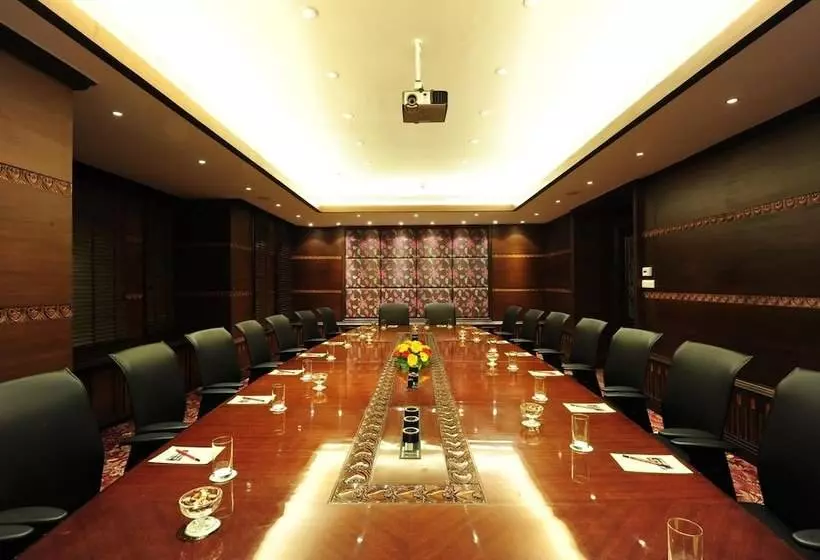 Fotos del hotel Mayfair Convention:  6