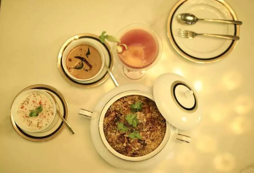 Fotos del hotel The Royal Retreat Resort And Spa:  11