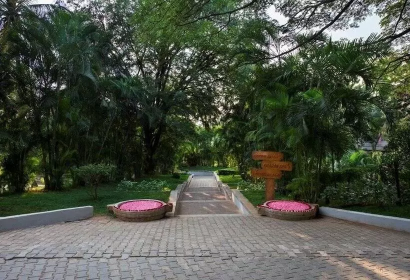 Fotos del hotel The Windflower Resort & Spa, Mysore:  8