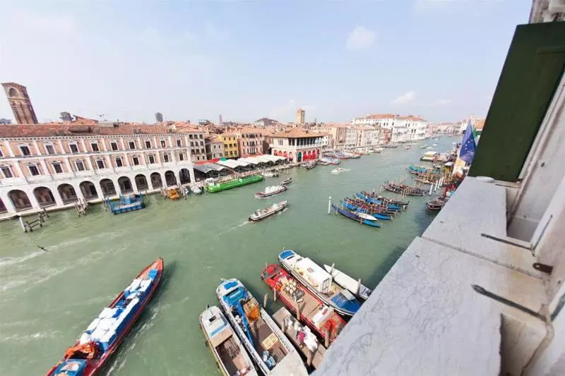 Fotos del hotel Locanda Ai Santi Apostoli:  4