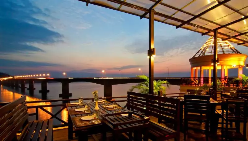 Fotos del hotel Champasak Grand:  8