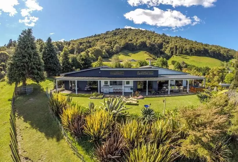 Fotos del hotel City Lights Boutique Lodge:  22