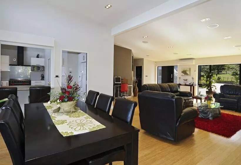 Fotos del hotel City Lights Boutique Lodge:  25