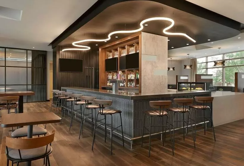 Fotos del hotel Residence Inn By Marriott Calgary Airport:  3