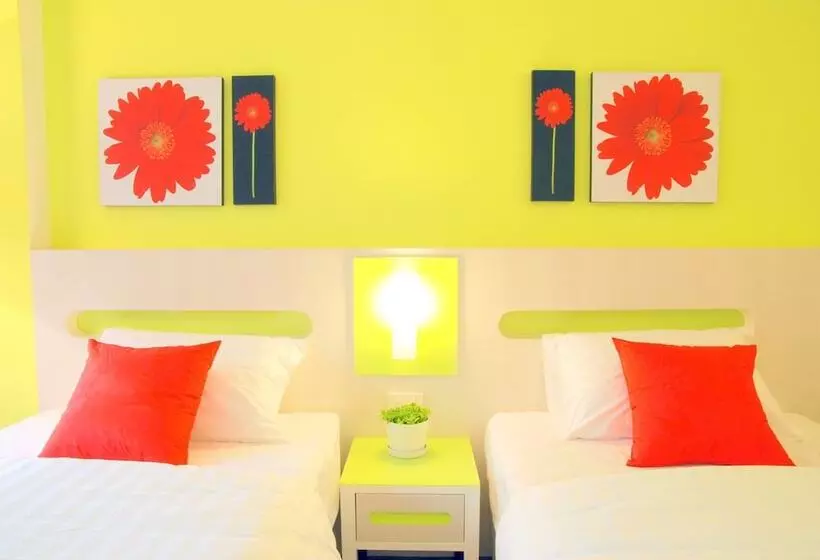 Fotos del hotel The Inn Saladaeng:  6