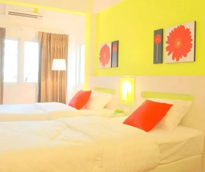 Fotos del hotel The Inn Saladaeng:  4