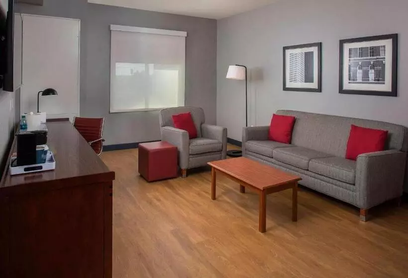 Fotos del hotel Four Points By Sheraton Houston Hobby Airport:  24