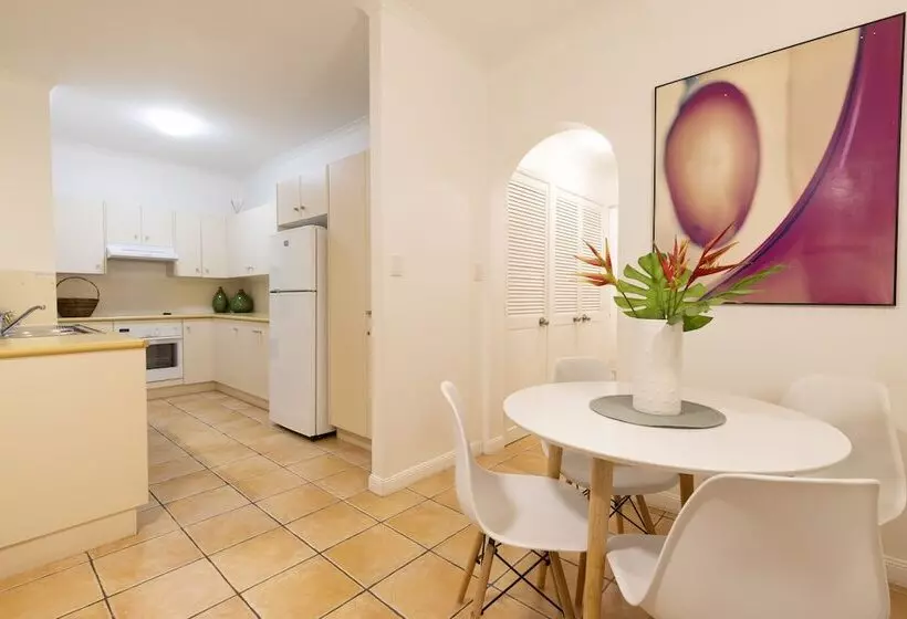 Fotos del hotel The Mediterranean Port Douglas:  5