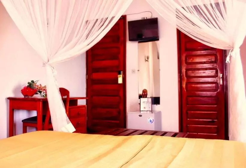 Fotos del hotel Ivotel:  8