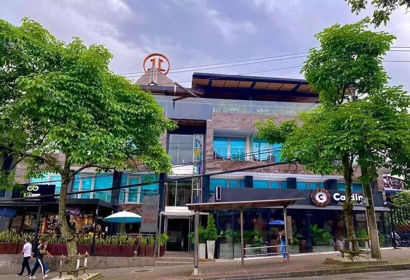 Zione Luxury  Pereira