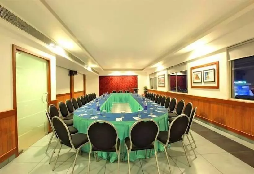 Fotos del hotel The Senate  By Nextel:  6