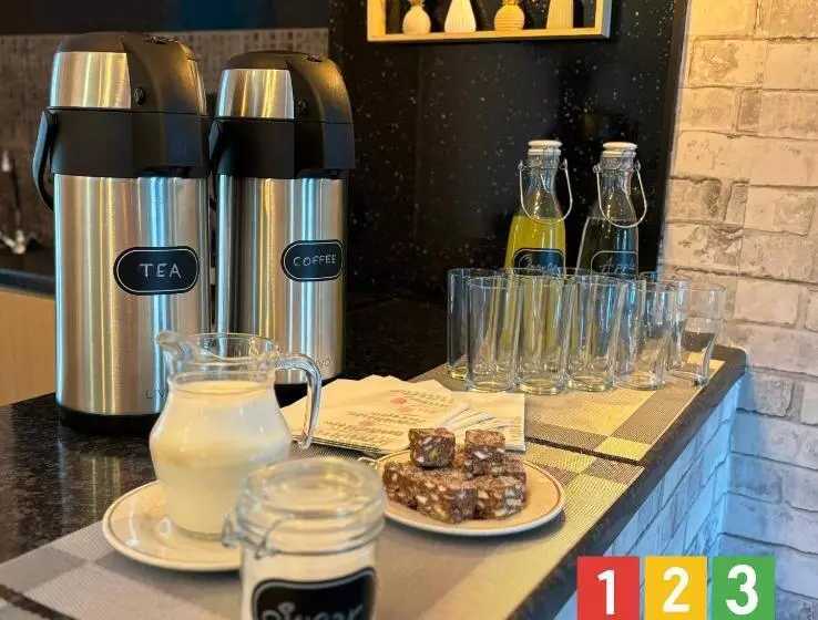 Fotos del hotel Leatham Park Guest House:  3