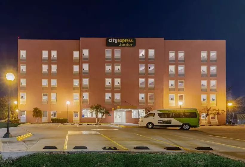 Fotos del hotel City Express Junior Tuxtla Gutierrez Poliforum:  11