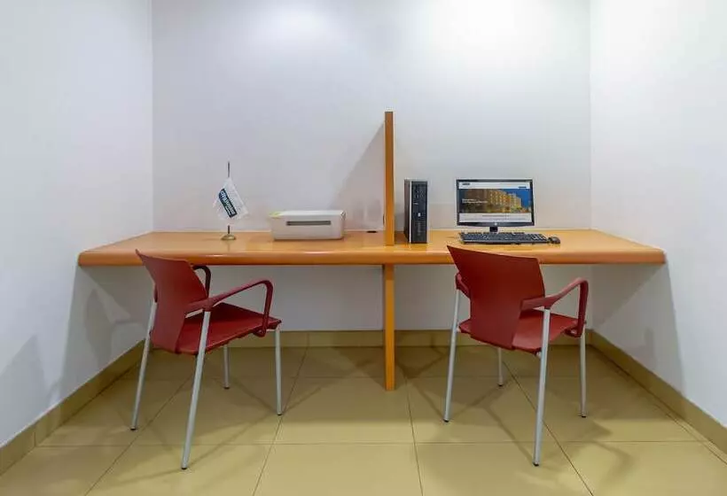 Fotos del hotel City Express Junior Tuxtla Gutierrez Poliforum:  22