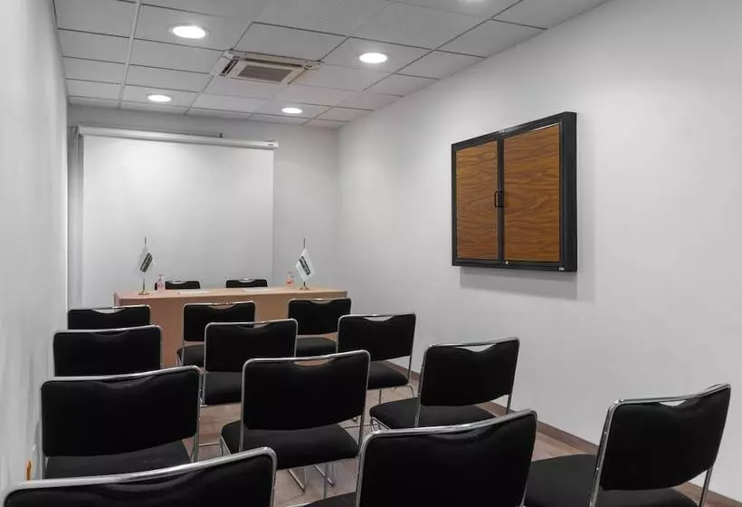 Fotos del hotel City Express Junior Tuxtla Gutierrez Poliforum:  16