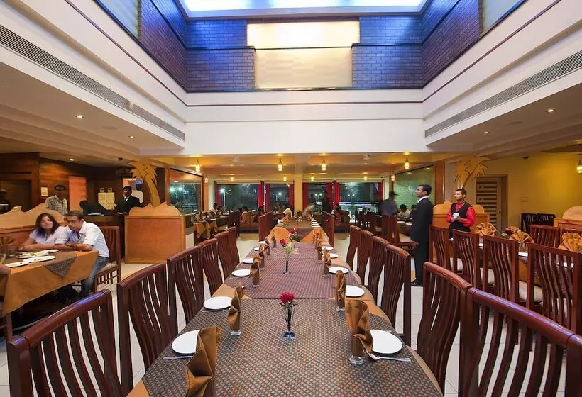 Fotos del hotel Shri Ram Excellency:  11