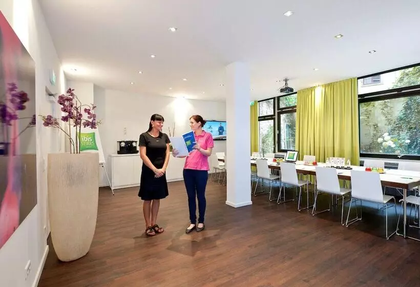 Fotos del hotel Ibis Styles Frankfurt City:  9