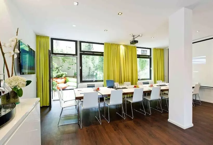 Fotos del hotel Ibis Styles Frankfurt City:  6