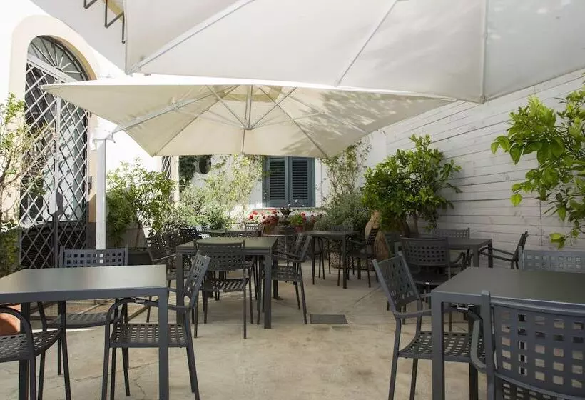 Fotos del hotel Palazzo Brunaccini:  10