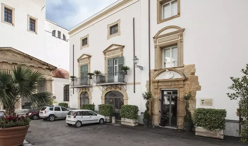 Fotos del hotel Palazzo Brunaccini:  20