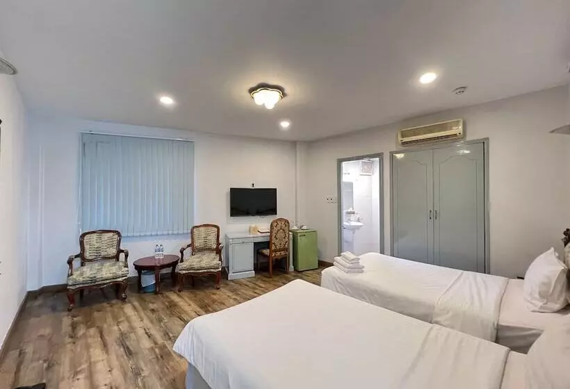 Fotos del hotel Riverside  Saigon:  18